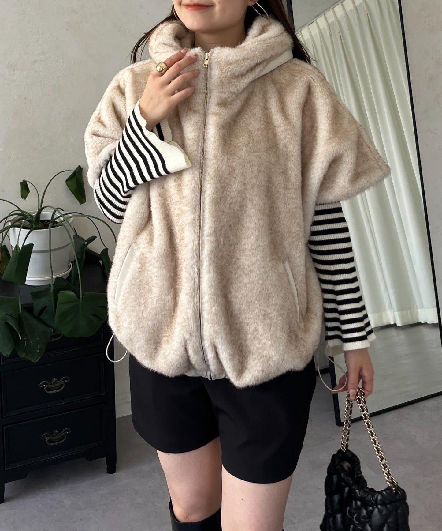 【總選舉參賽單品】貂絨風格連帽毛皮披肩