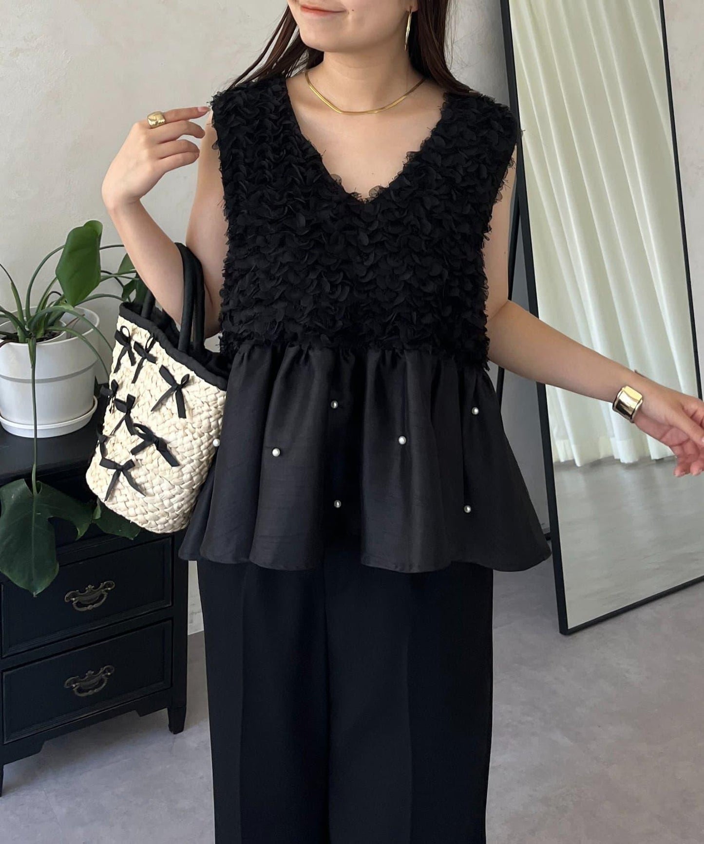 【總選舉參賽單品】花卉圖案珍珠荷葉邊背心