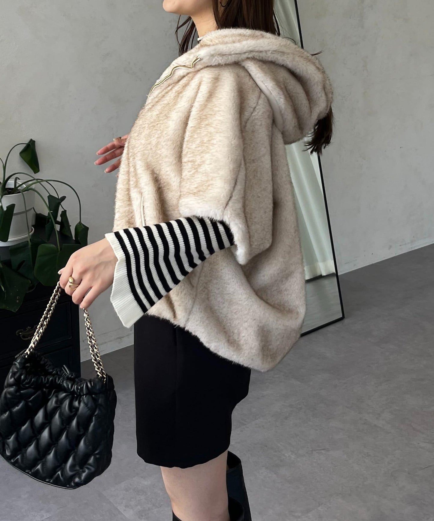 【總選舉參賽單品】貂絨風格連帽毛皮披肩