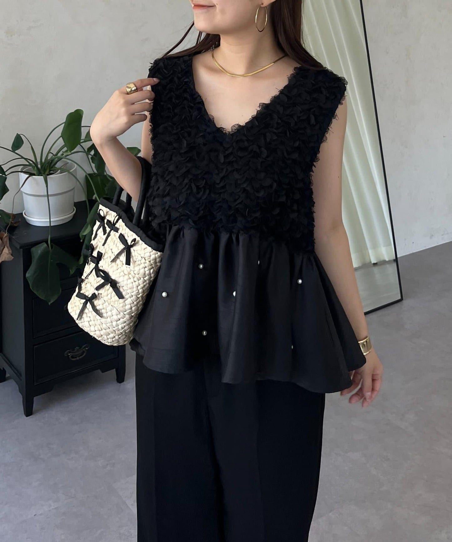 【總選舉參賽單品】花卉圖案珍珠荷葉邊背心