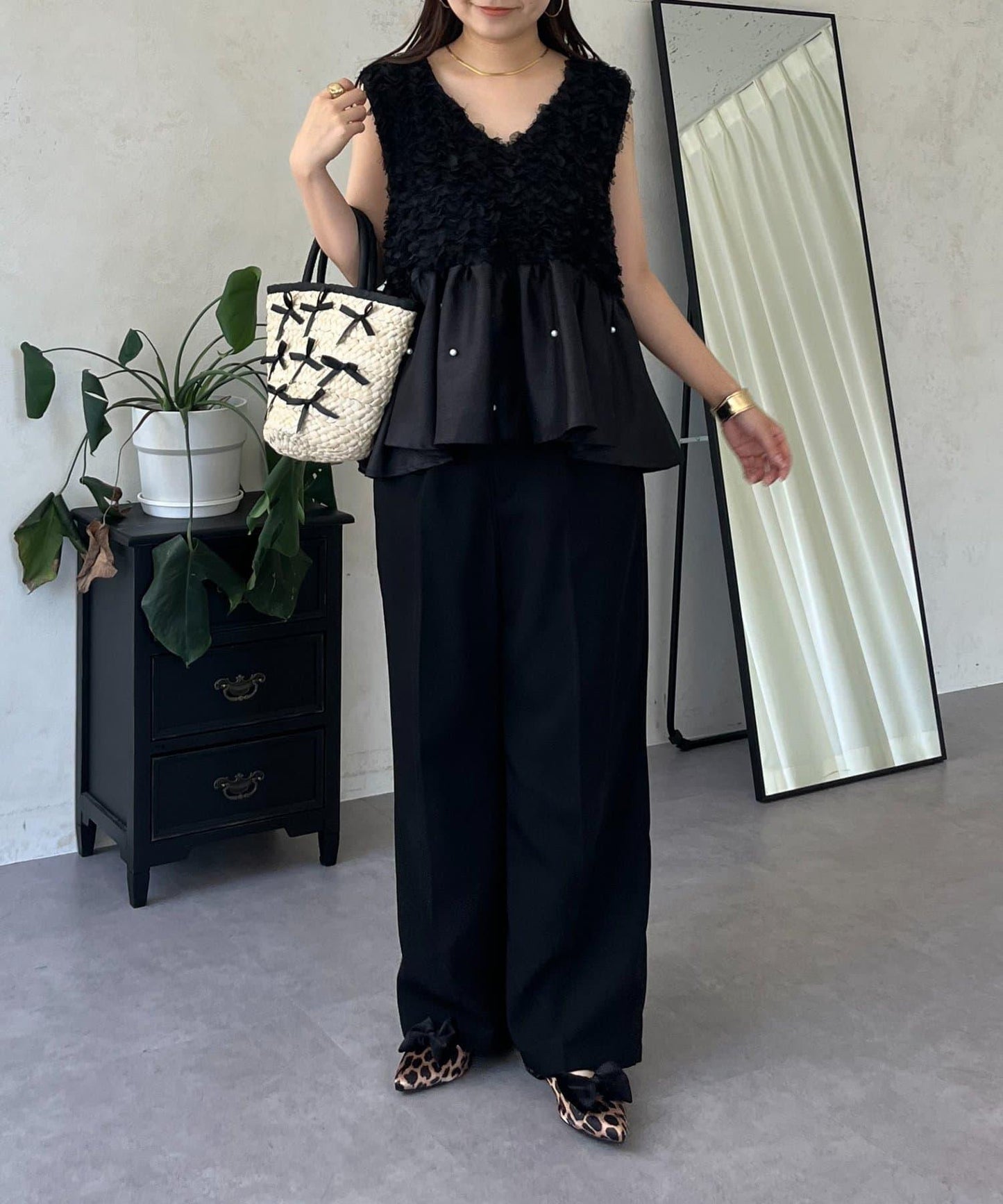 【總選舉參賽單品】花卉圖案珍珠荷葉邊背心