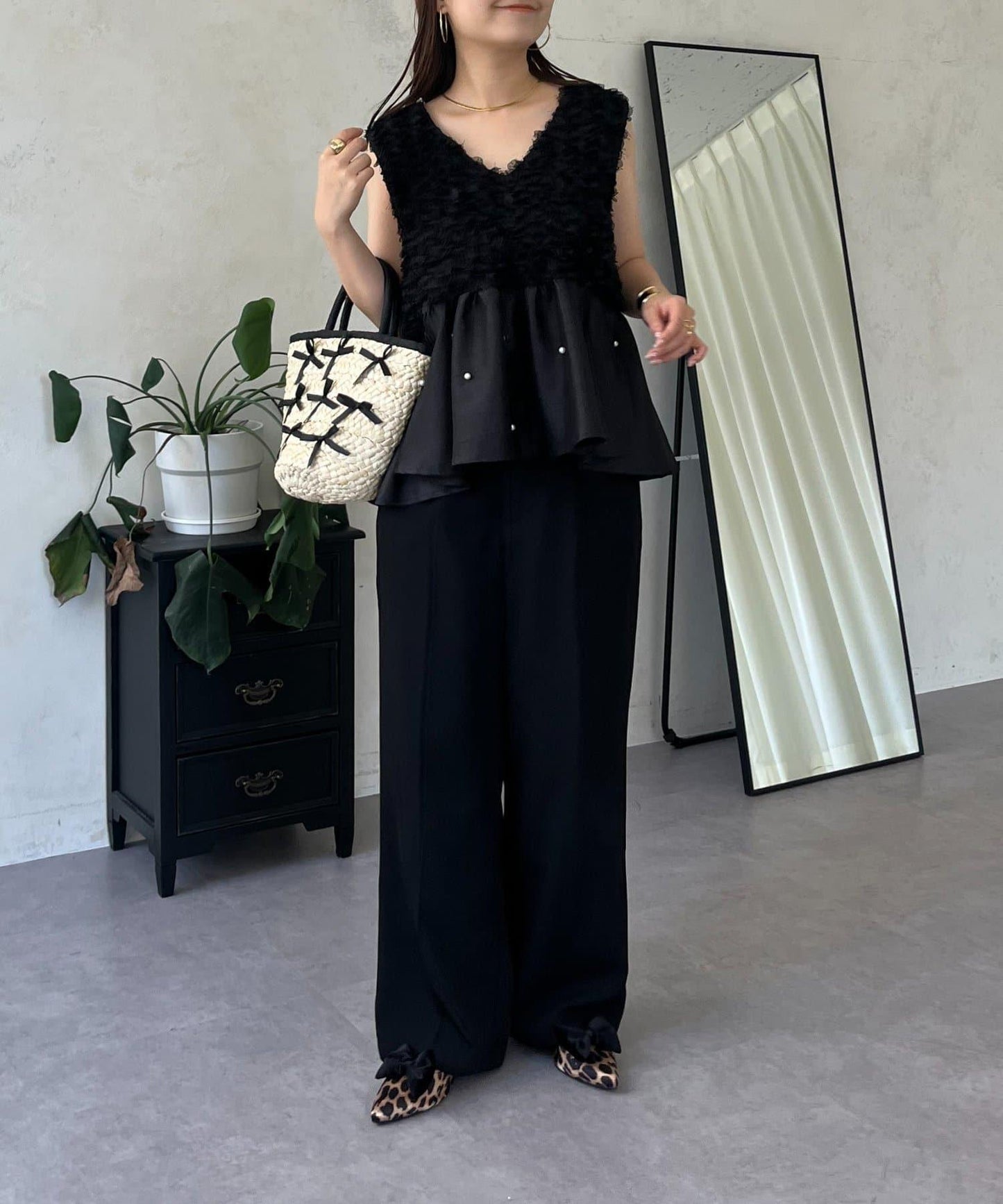 【總選舉參賽單品】花卉圖案珍珠荷葉邊背心