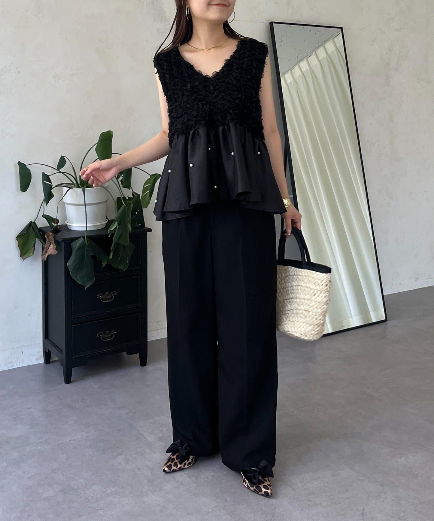 【總選舉參賽單品】花卉圖案珍珠荷葉邊背心