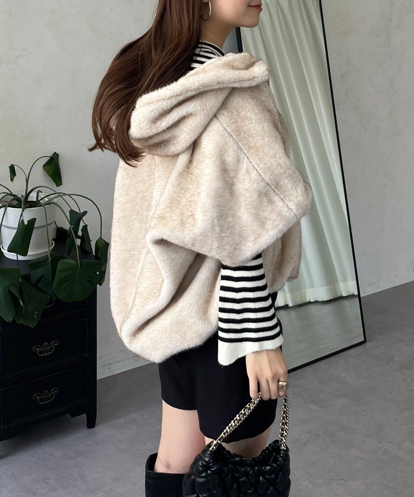 【總選舉參賽單品】貂絨風格連帽毛皮披肩