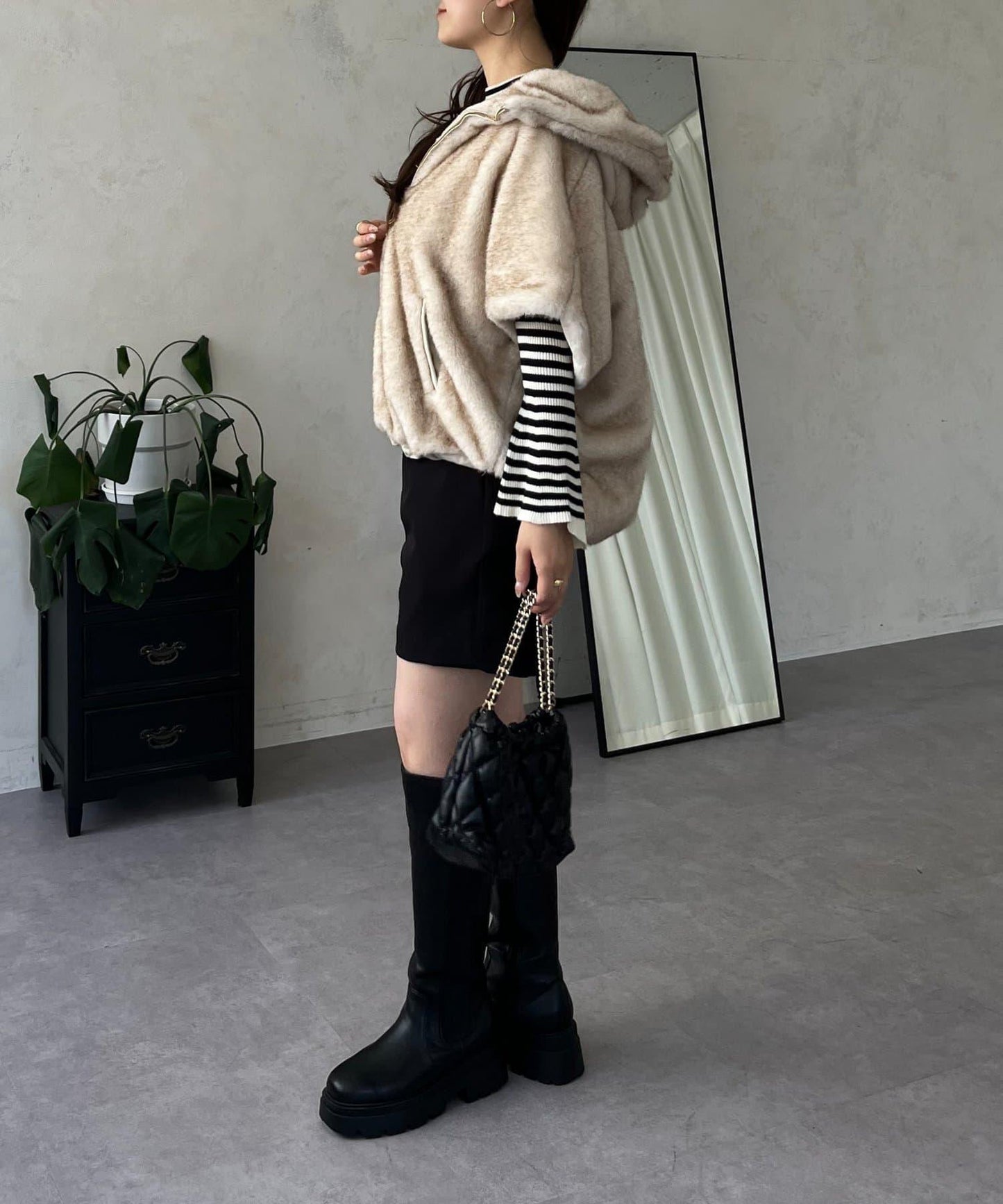 【總選舉參賽單品】貂絨風格連帽毛皮披肩