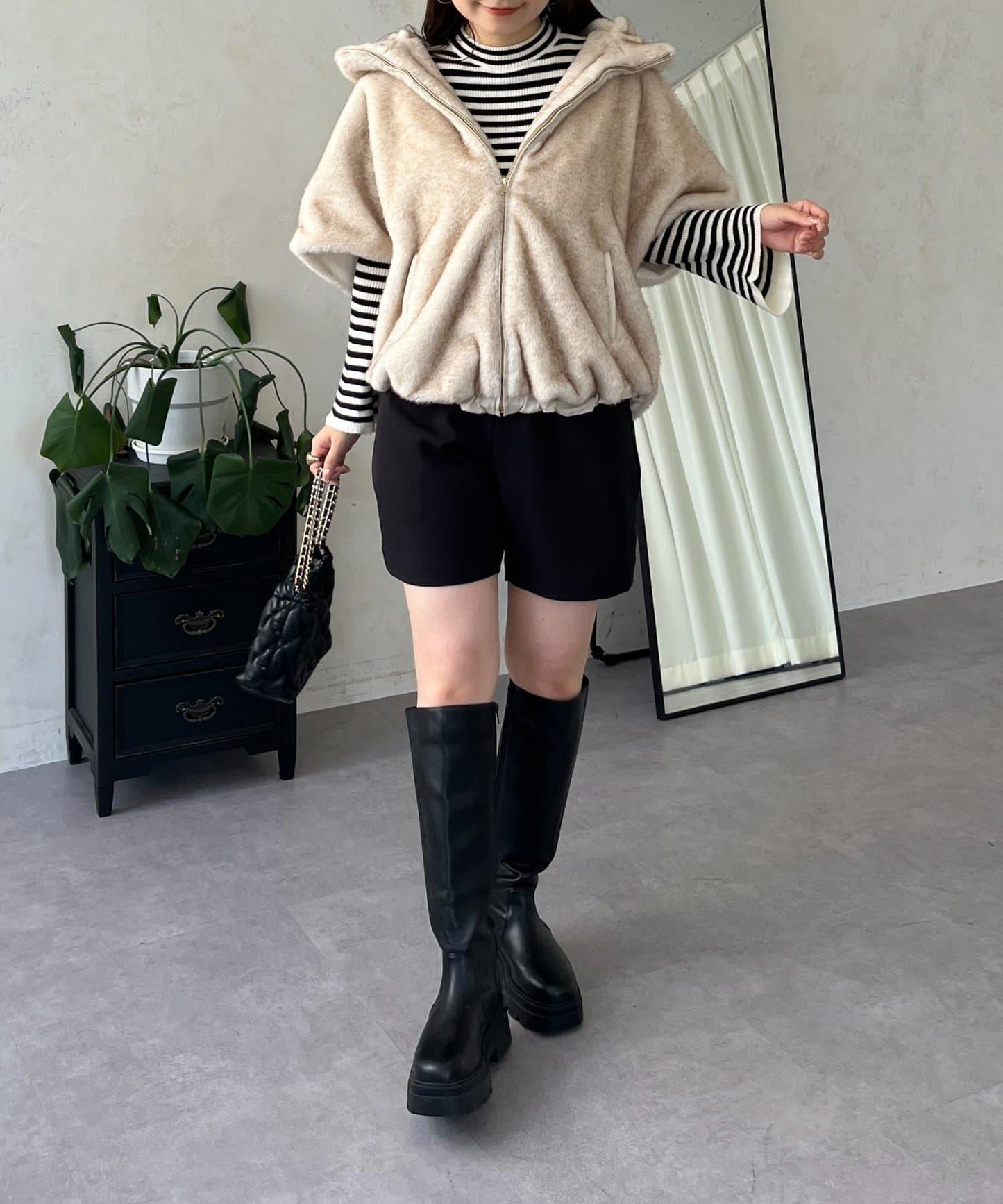 【總選舉參賽單品】貂絨風格連帽毛皮披肩