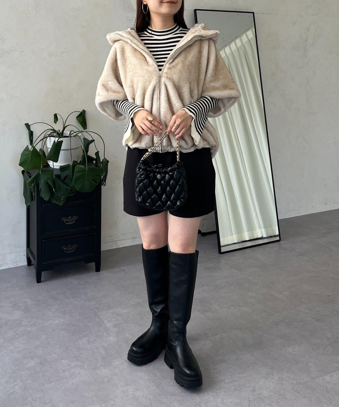 【總選舉參賽單品】貂絨風格連帽毛皮披肩