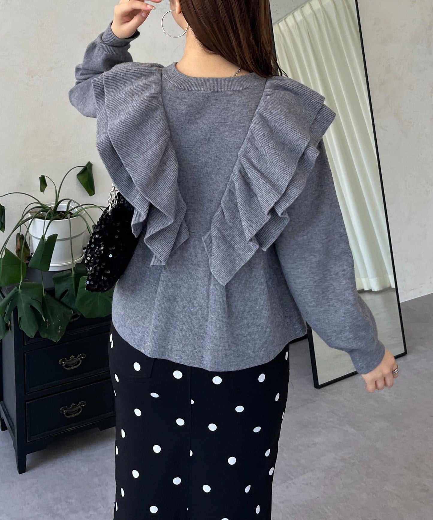 【總選舉參賽單品】愛心紐扣荷葉邊短款收腰開衫