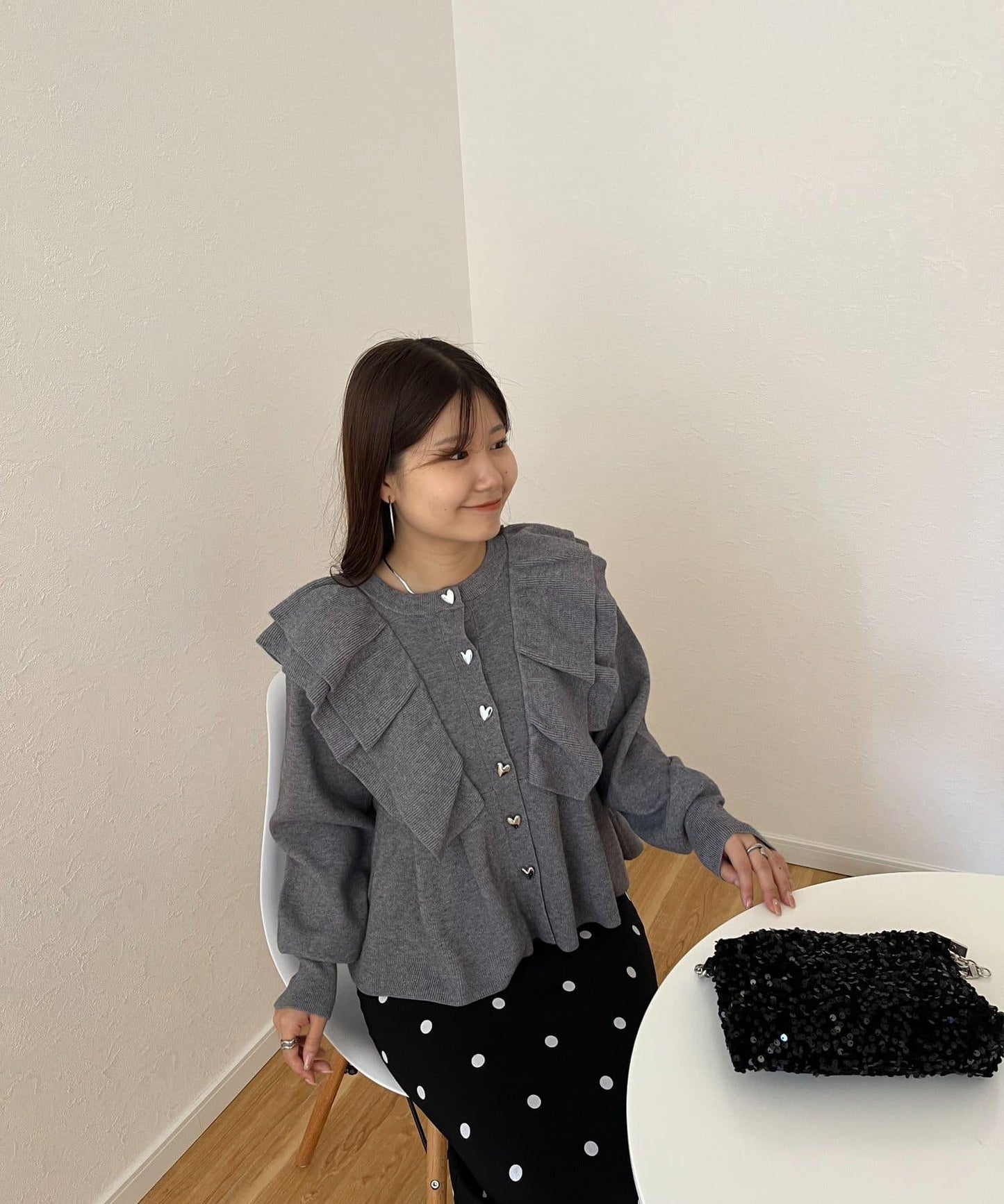 【總選舉參賽單品】愛心紐扣荷葉邊短款收腰開衫