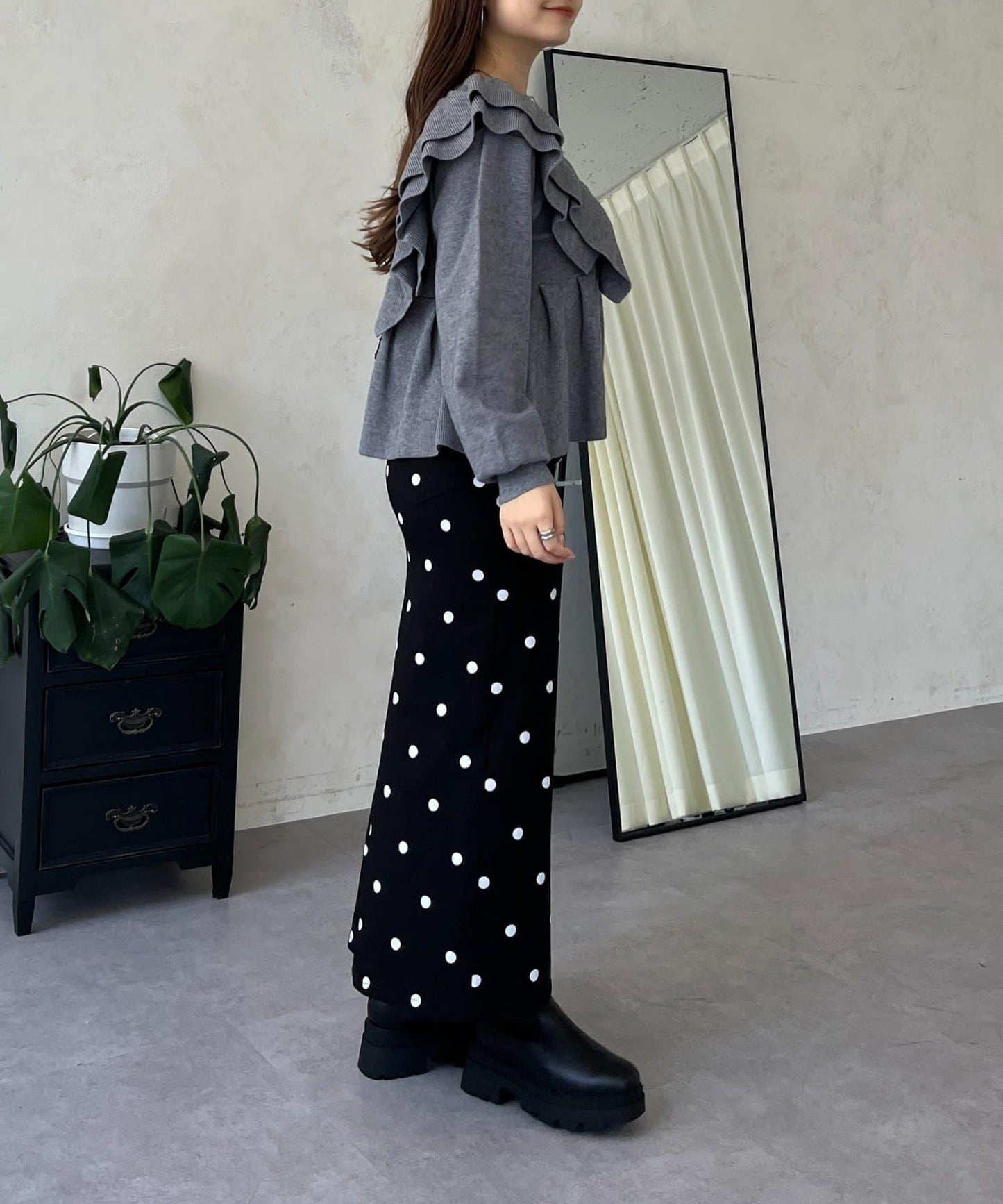 【總選舉參賽單品】愛心紐扣荷葉邊短款收腰開衫