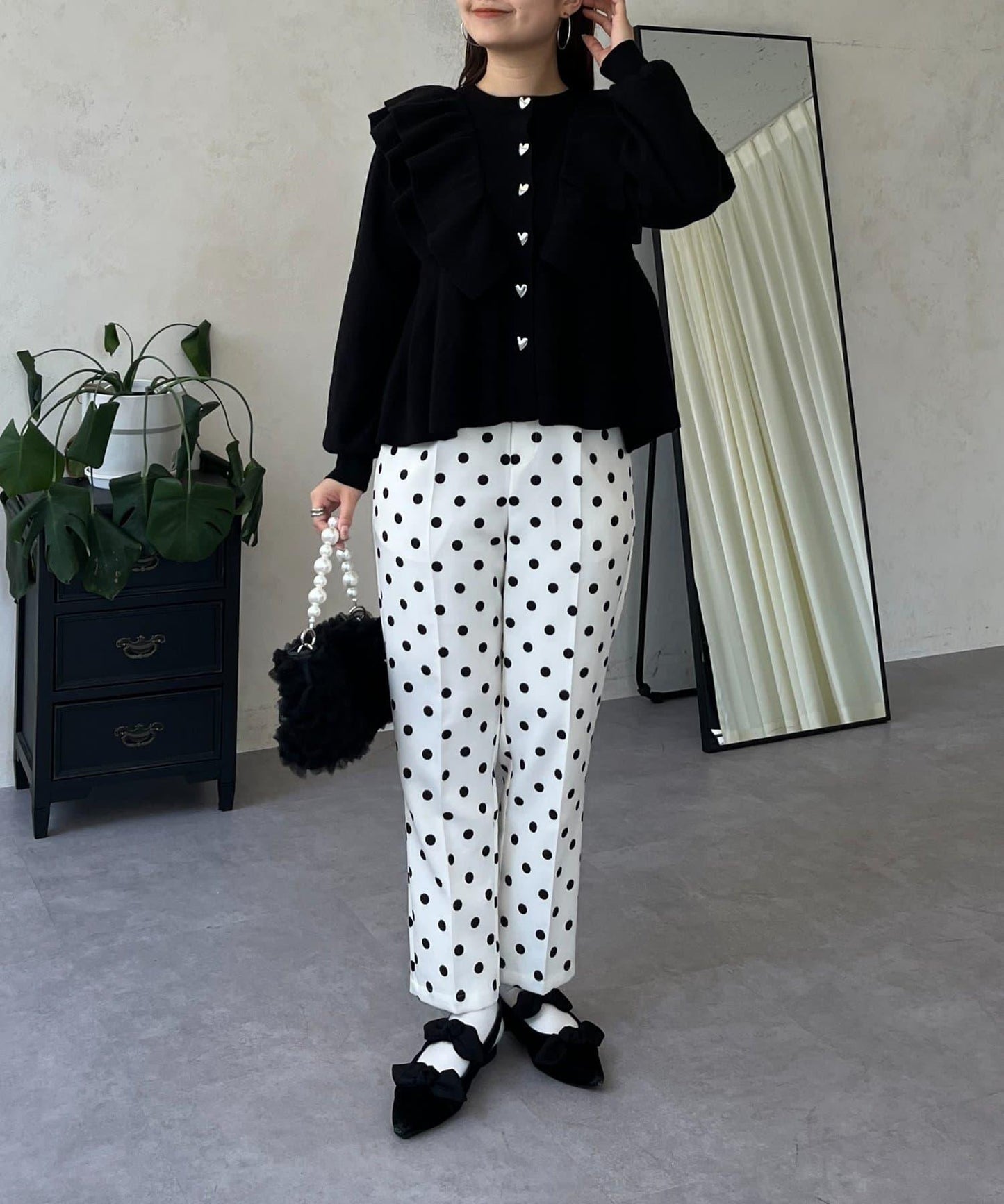 【總選舉參賽單品】愛心紐扣荷葉邊短款收腰開衫