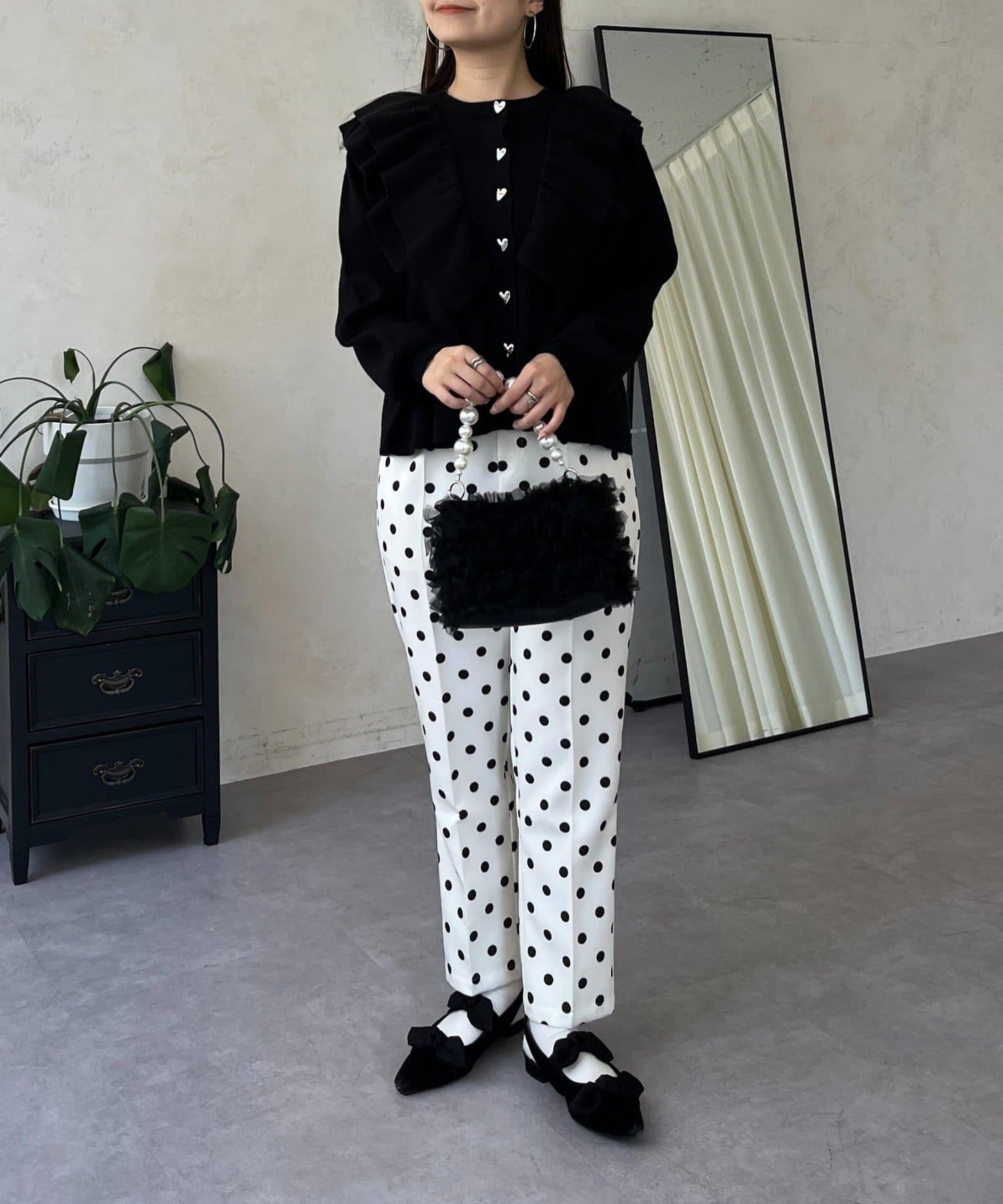 【總選舉參賽單品】愛心紐扣荷葉邊短款收腰開衫