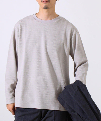 【系列累計人氣】【推薦作為夾克內搭】浮雕提花長袖T恤