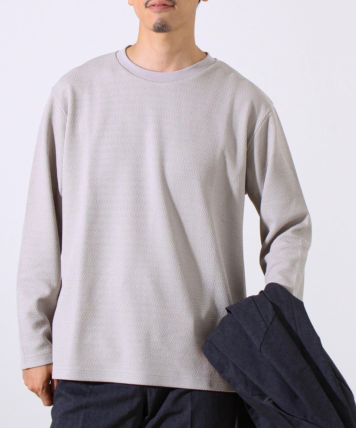 【系列累計人氣】【推薦作為夾克內搭】浮雕提花長袖T恤