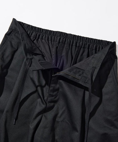 寬鬆版型斜紋打褶錐形褲