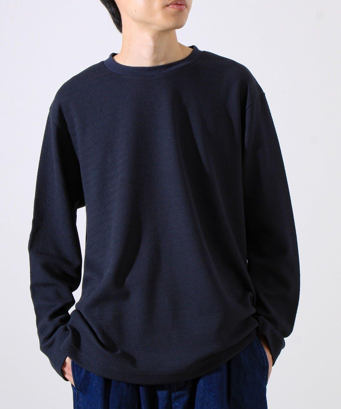 【系列累計人氣】【推薦作為夾克內搭】浮雕提花長袖T恤