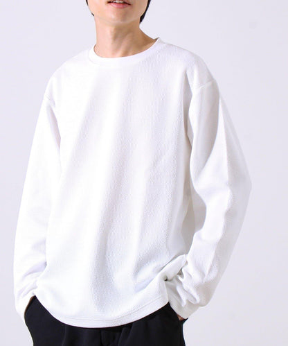 【系列累計人氣】【推薦作為夾克內搭】浮雕提花長袖T恤