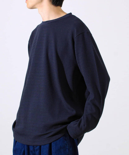 【系列累計人氣】【推薦作為夾克內搭】浮雕提花長袖T恤