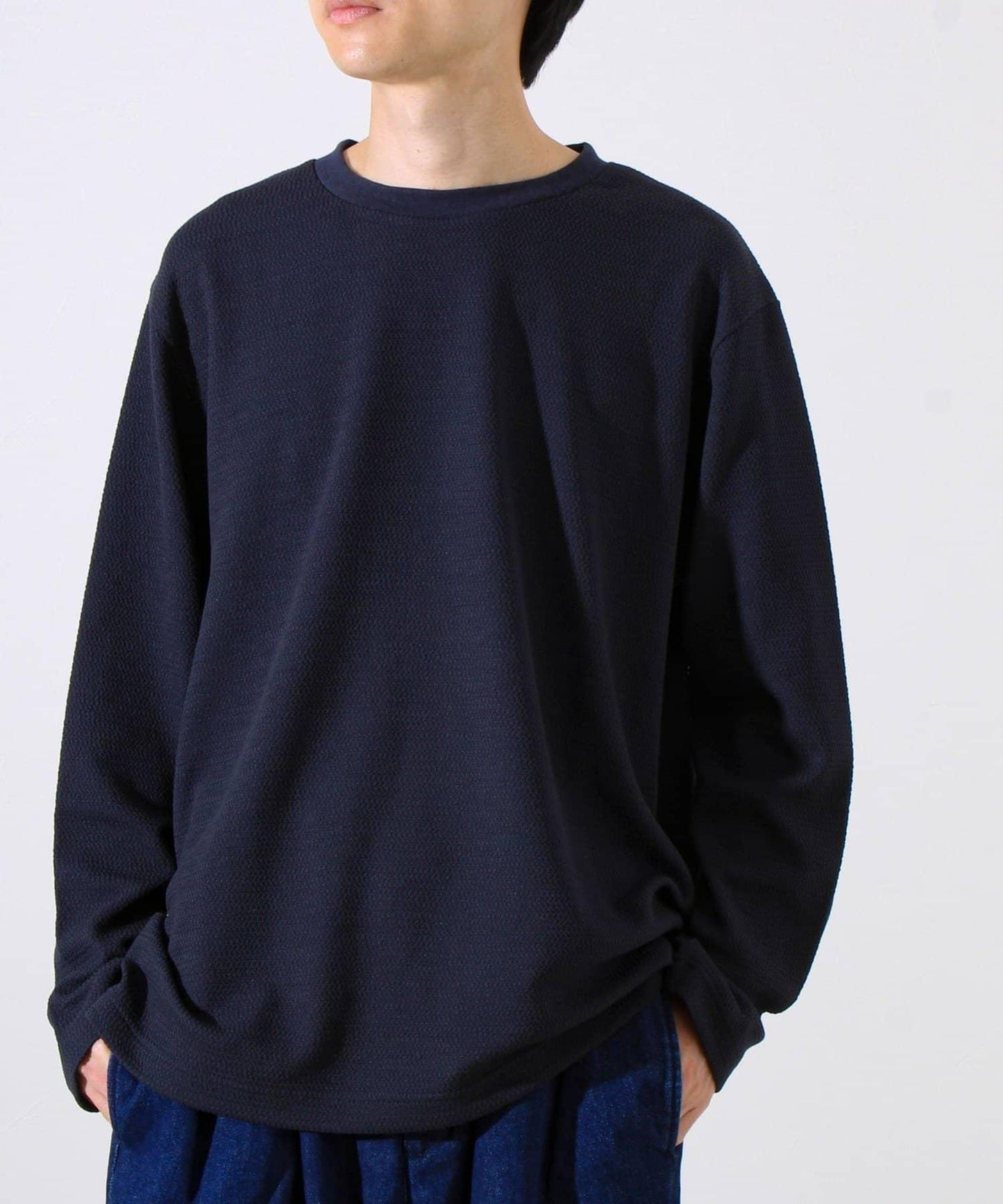 【系列累計人氣】【推薦作為夾克內搭】浮雕提花長袖T恤