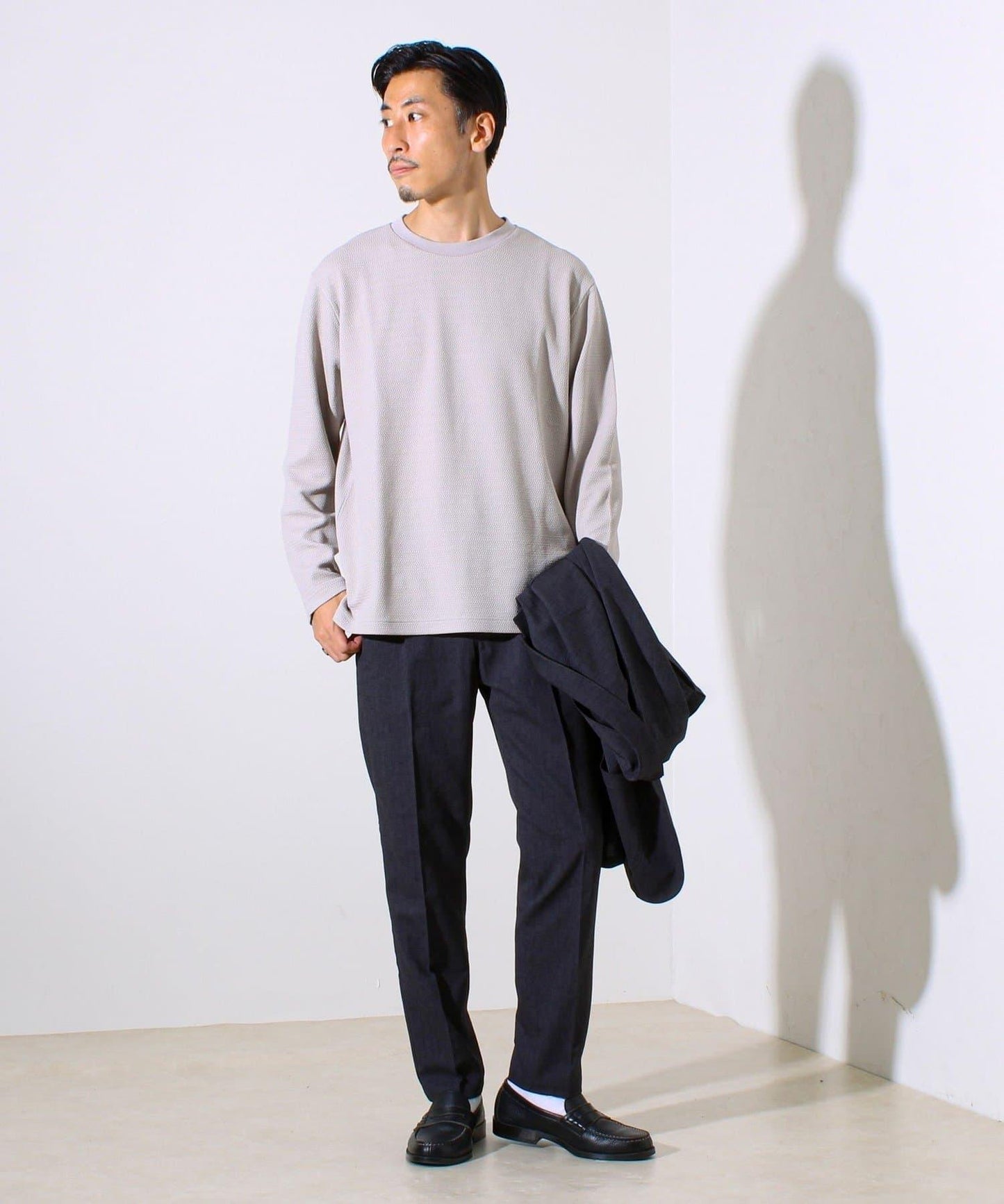 【系列累計人氣】【推薦作為夾克內搭】浮雕提花長袖T恤