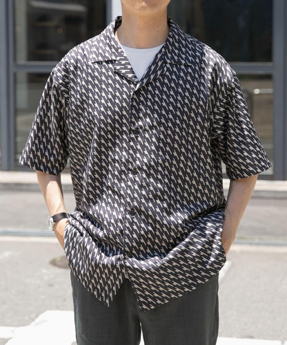 幾何印花開領襯衫A