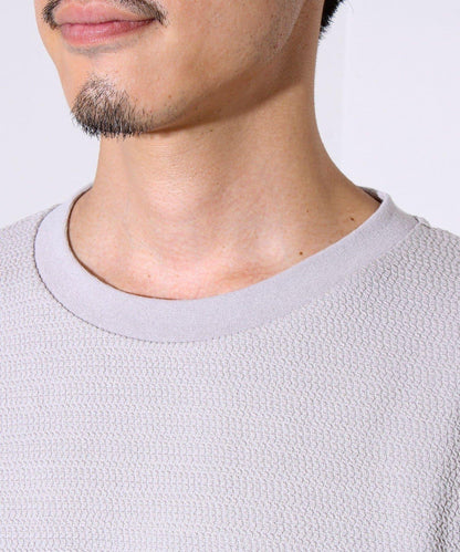 【系列累計人氣】【推薦作為夾克內搭】浮雕提花長袖T恤