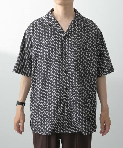 幾何印花開領襯衫A