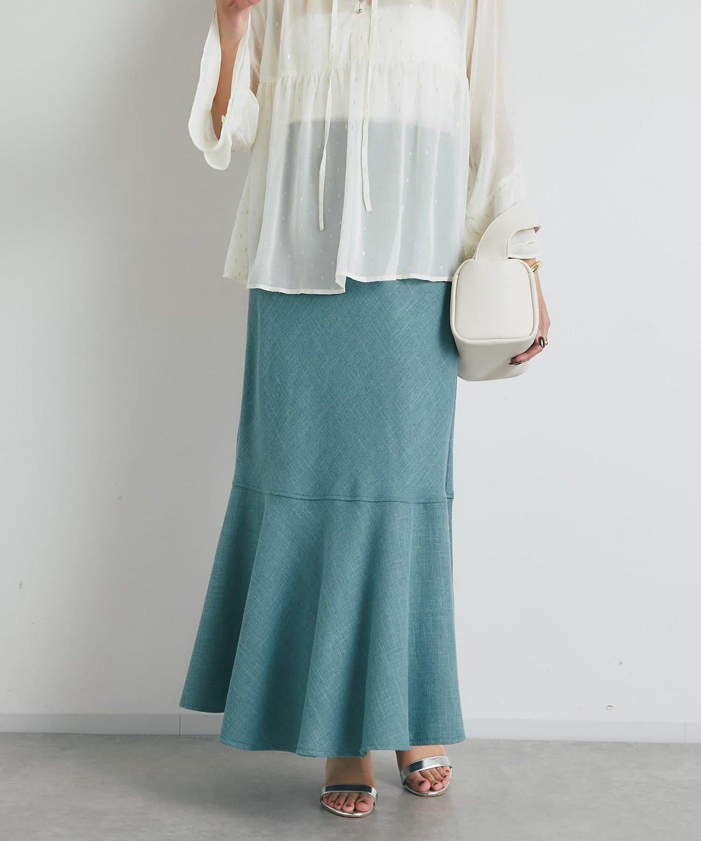 【有小個子尺碼・美麗剪裁】後開衩美人魚長裙