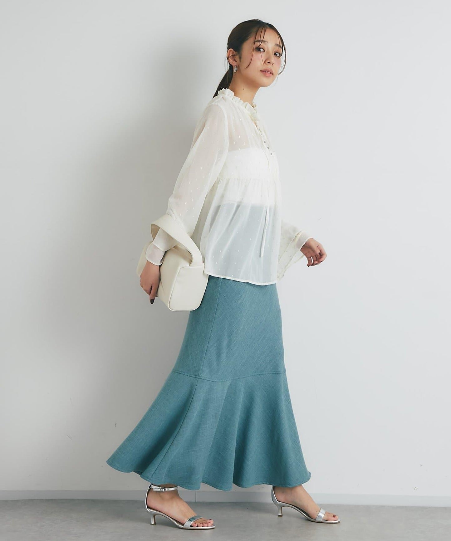 【有小個子尺碼・美麗剪裁】後開衩美人魚長裙