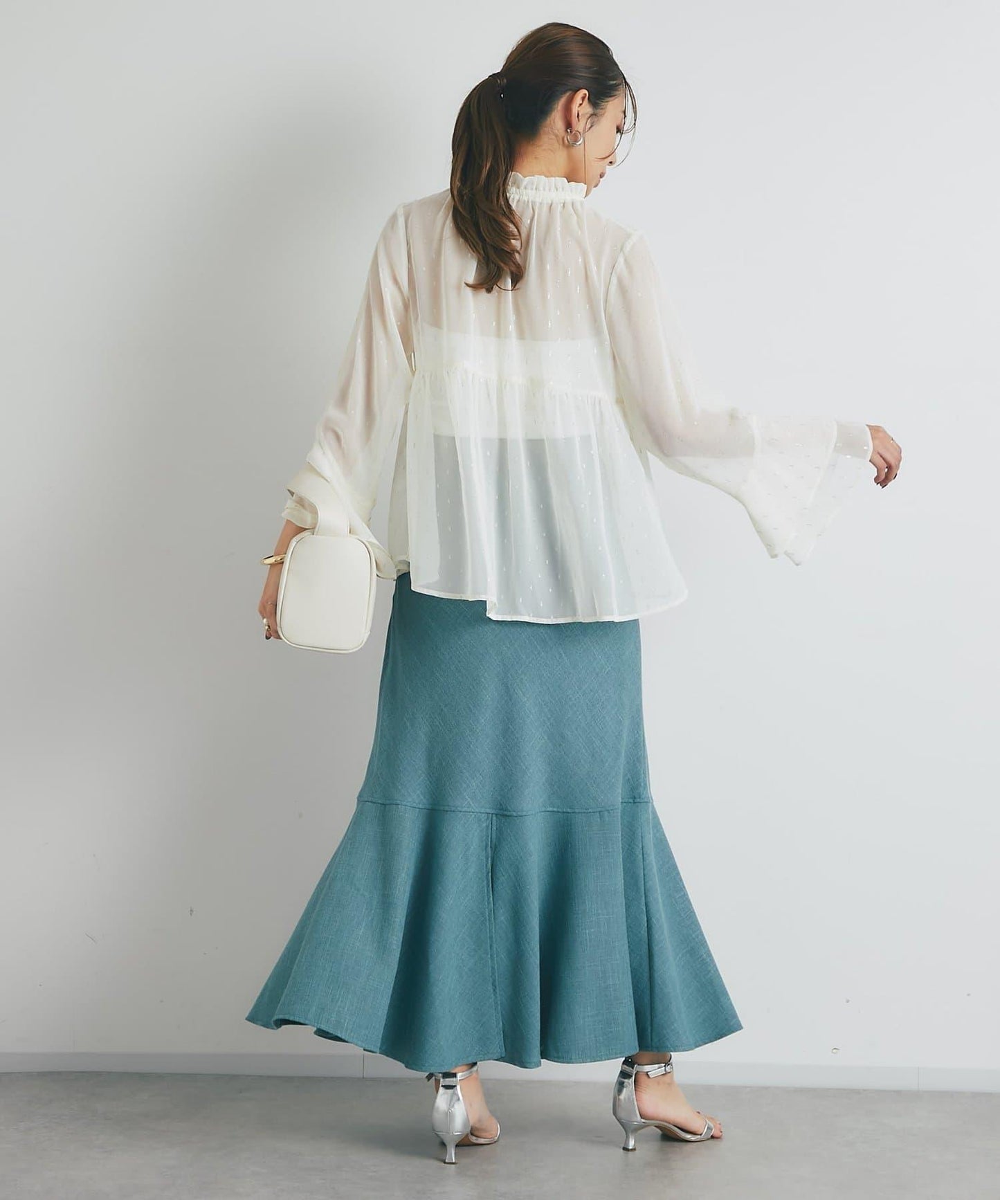 【有小個子尺碼・美麗剪裁】後開衩美人魚長裙