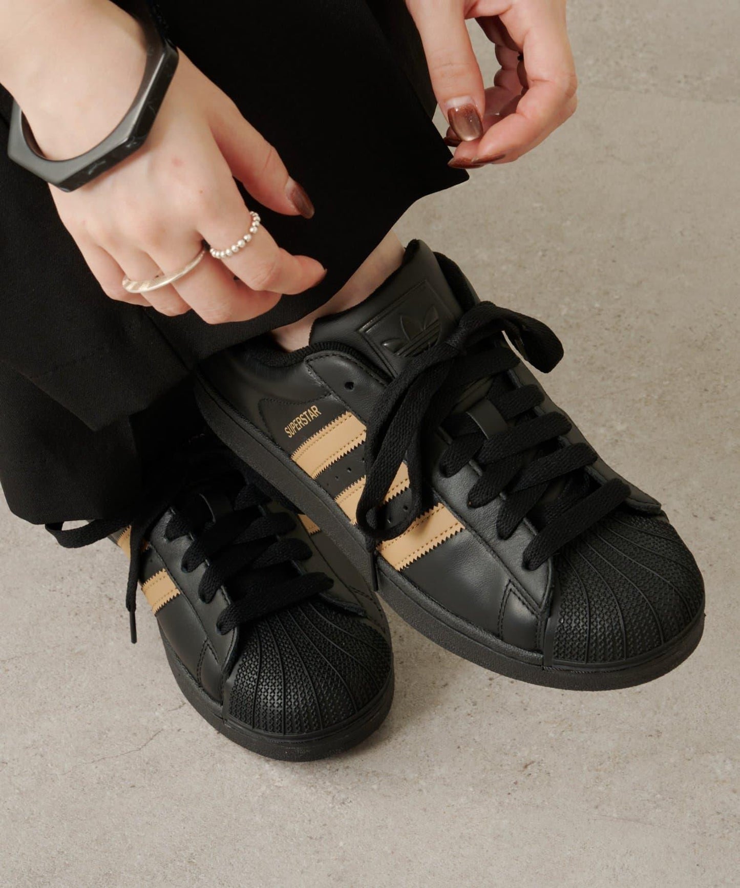 ≪8/8(週五)12:00～開始≫adidas SUPERSTAR II W