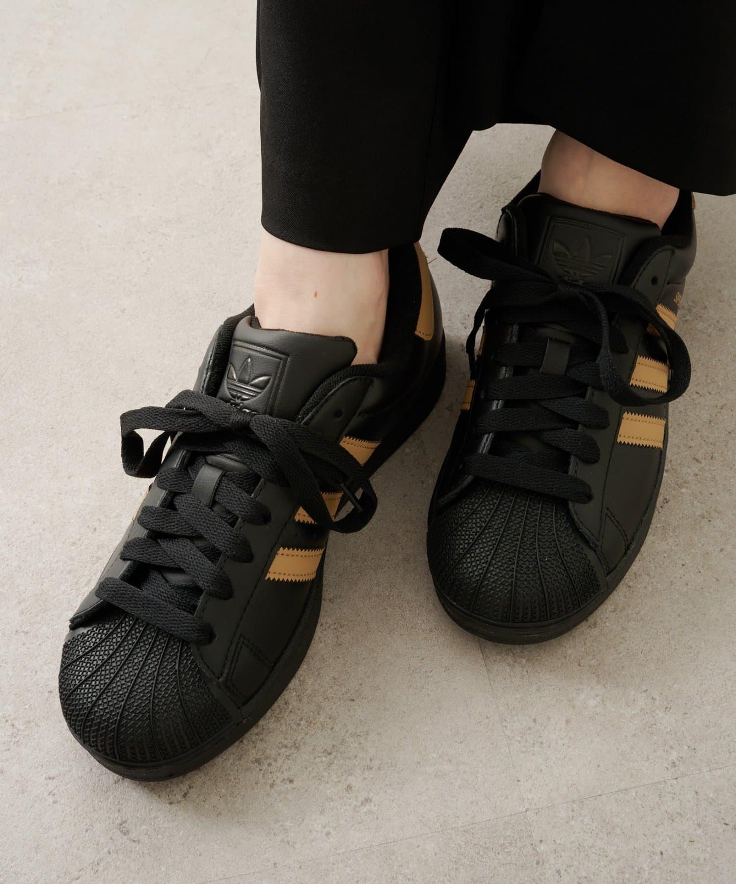 ≪8/8(週五)12:00～開始≫adidas SUPERSTAR II W
