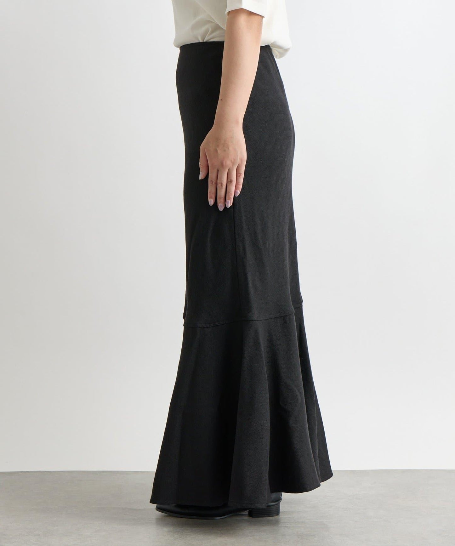 【有小個子尺碼・美麗剪裁】後開衩美人魚長裙