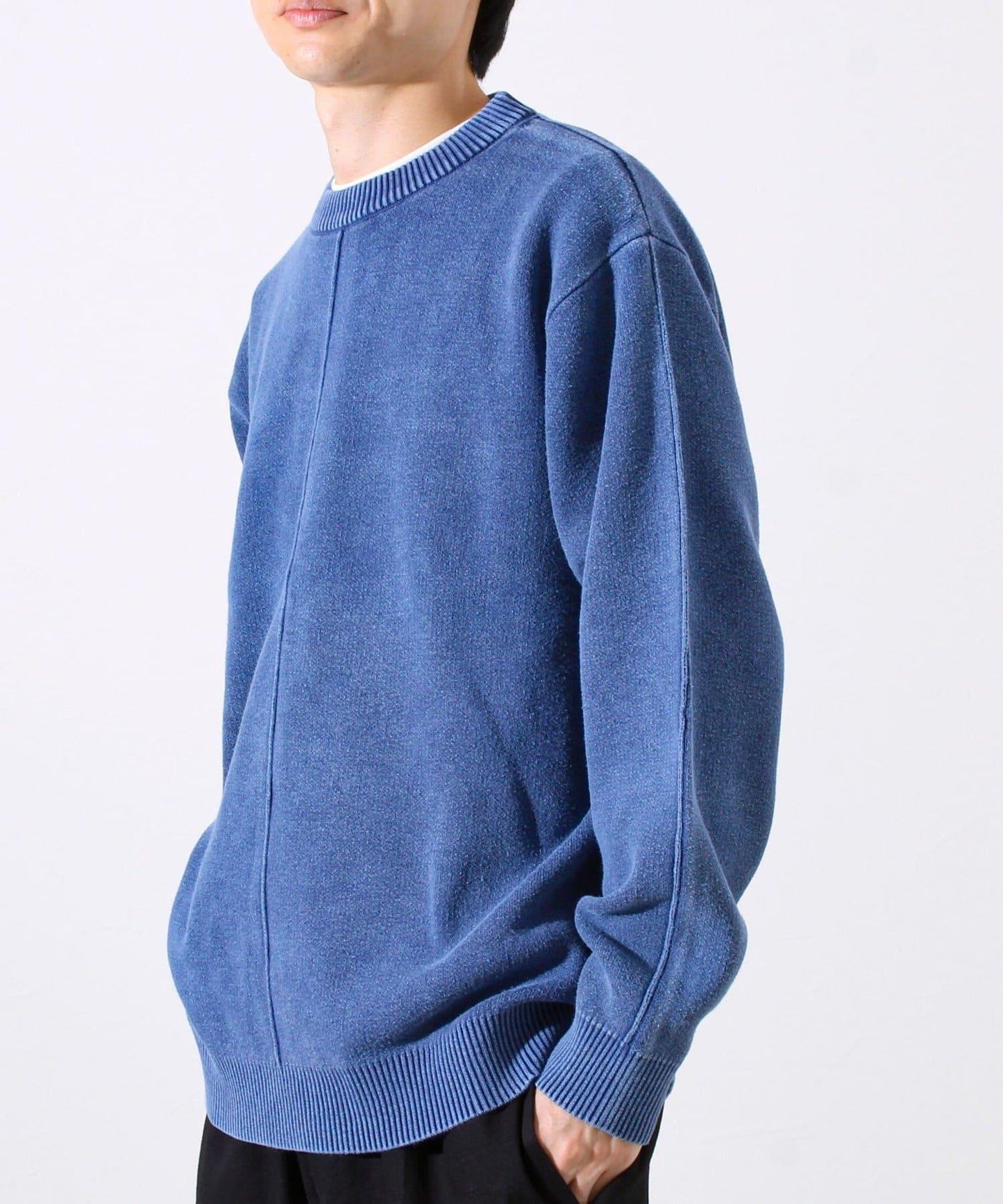 【縫製工藝展現主角細節】正面拼接圓領針織衫 酸洗工藝