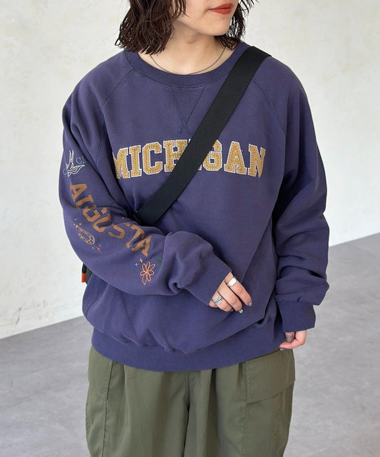 塗鴉刺繡學院風標誌衛衣