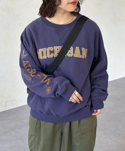 塗鴉刺繡學院風標誌衛衣
