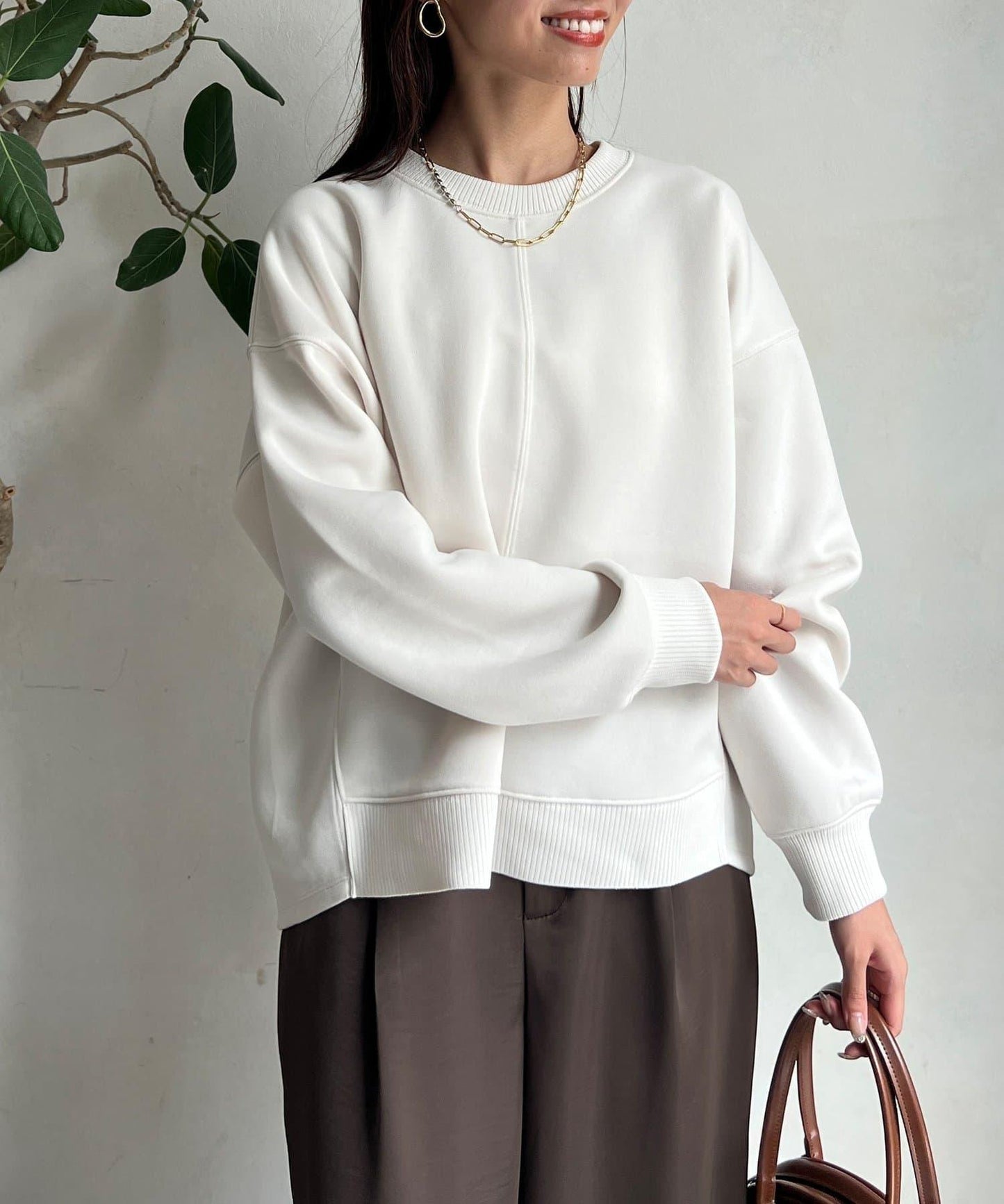 輕量粘合落肩套頭衫