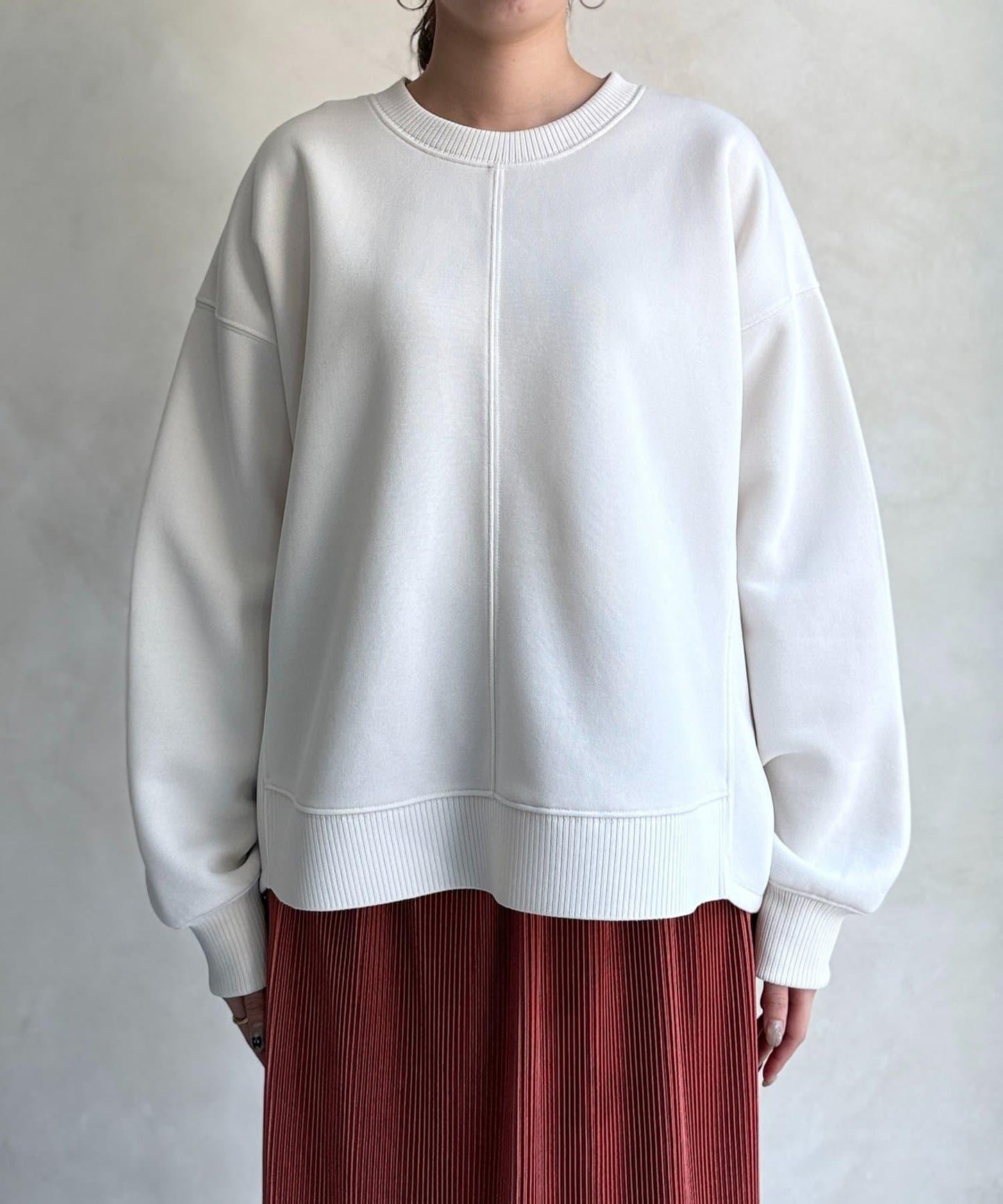 輕量粘合落肩套頭衫