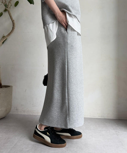 連帽加厚套頭衫×修身半身裙