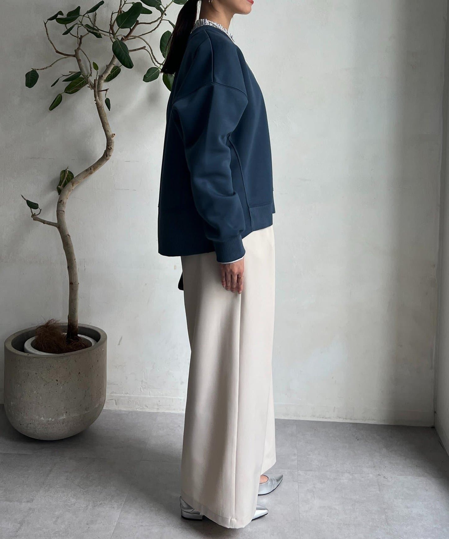 輕量粘合落肩套頭衫