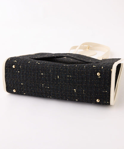 新色上市【LouLoumei】三色可選／配有愛心掛飾手提包／可獨立站立