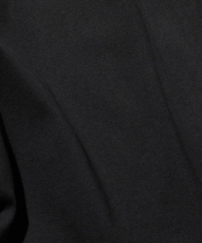 寬鬆版型 單點刺繡 圓領 長袖T恤