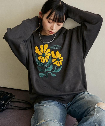 雛菊刺繡圓領衛衣