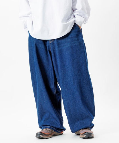 寬鬆版型桶形牛仔褲 / 水洗工藝 / 過染工藝