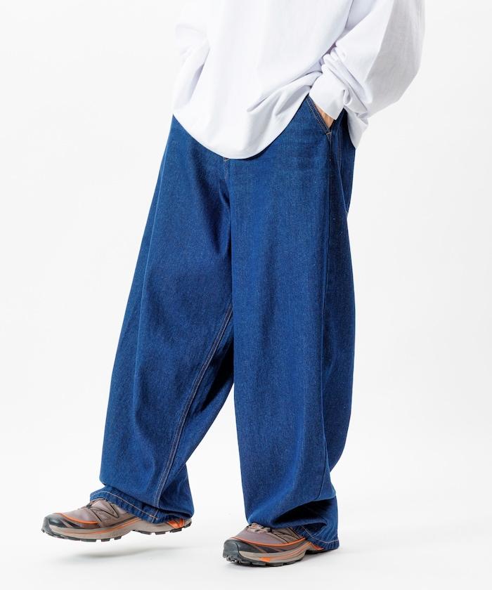 寬鬆版型桶形牛仔褲 / 水洗工藝 / 過染工藝