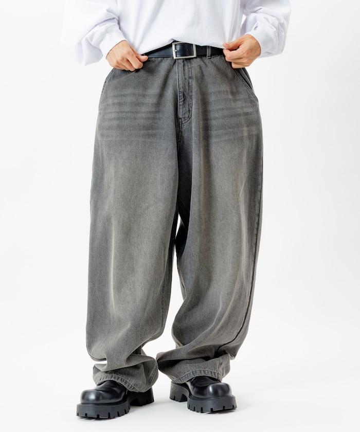 寬鬆版型桶形牛仔褲 / 水洗工藝 / 過染工藝