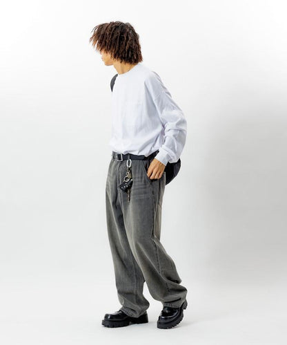 寬鬆版型桶形牛仔褲 / 水洗工藝 / 過染工藝