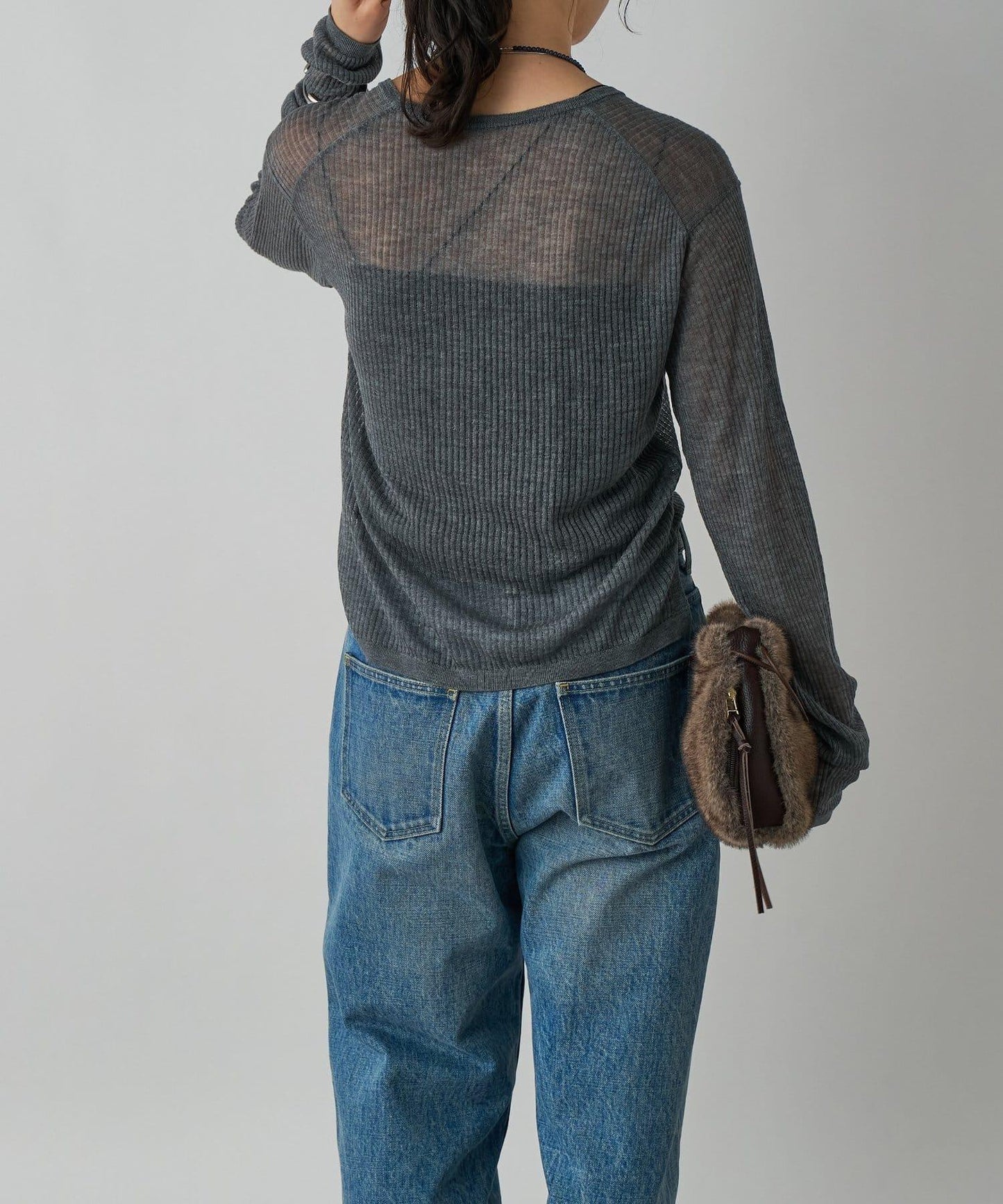 【輕盈感◎】透視U領針織衫