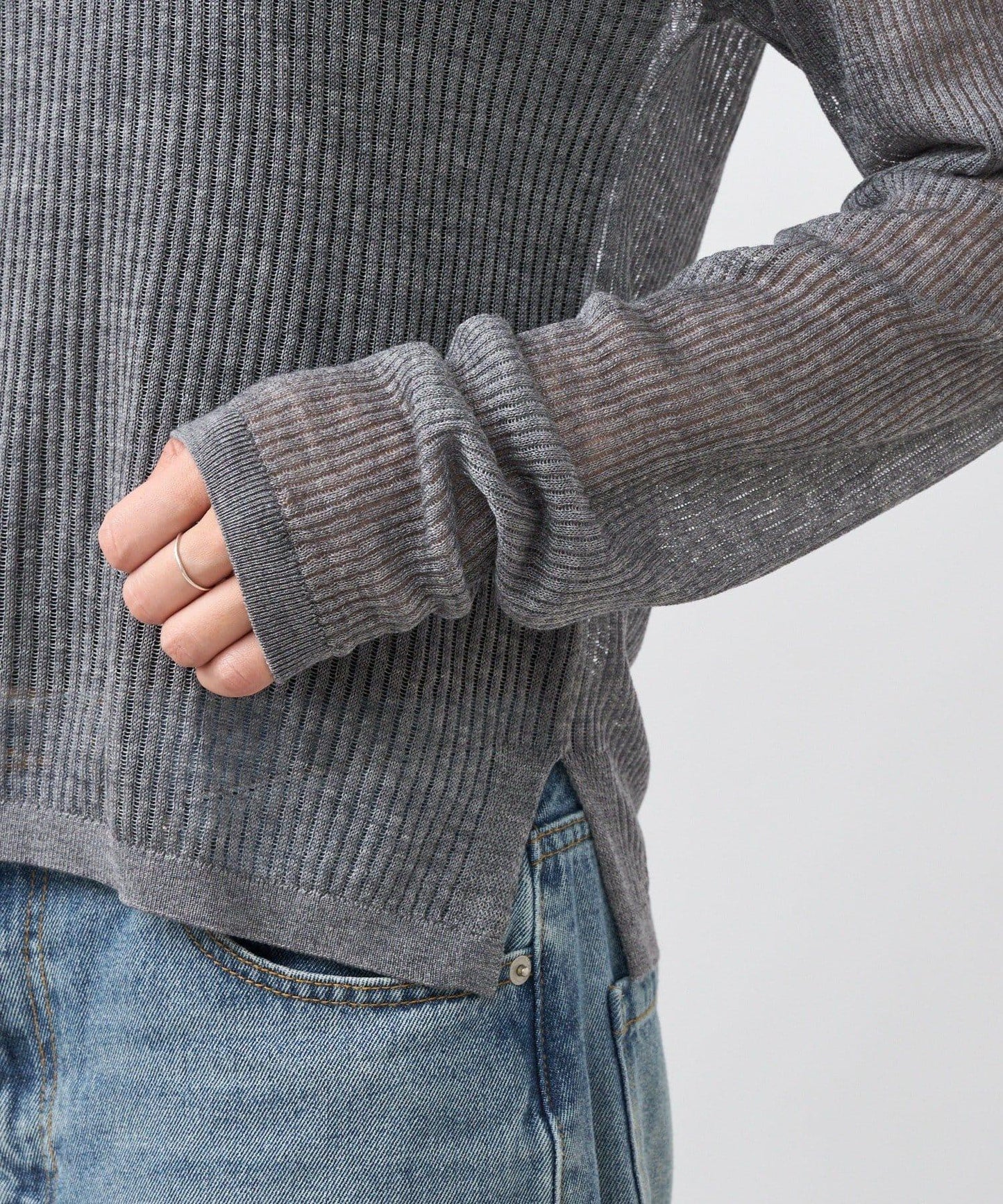 【輕盈感◎】透視U領針織衫