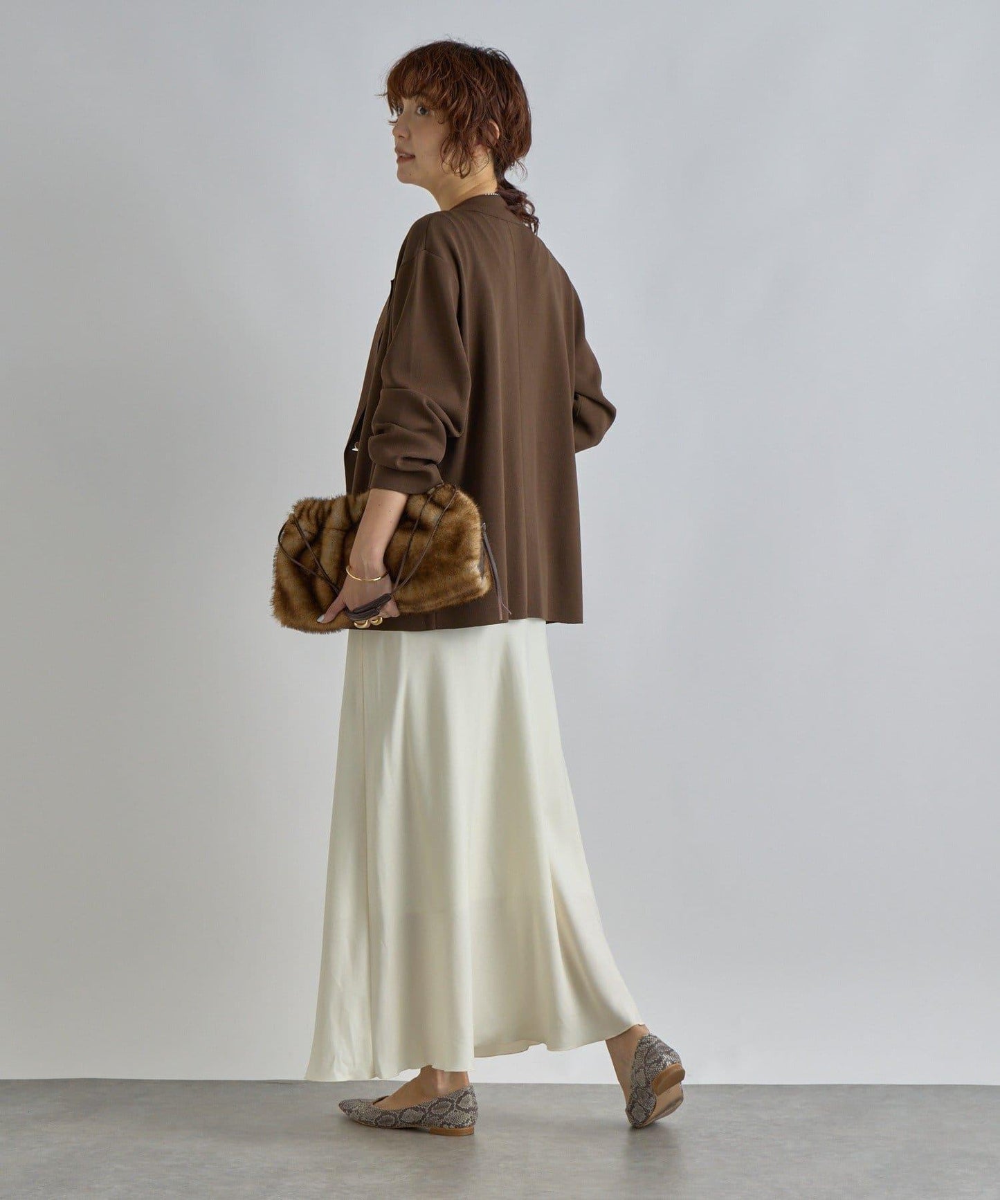 【優雅垂感】醋酸混紡斜裁半身裙